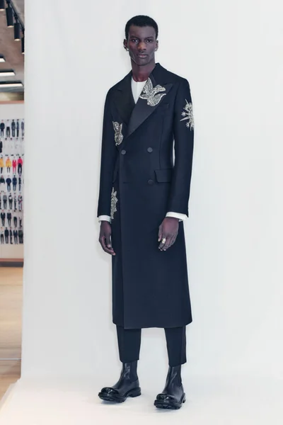 Look 23